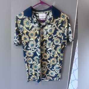 Men’s small Goodfellow & Co Floral sunflower Navy and Yellow polo golf Shirt